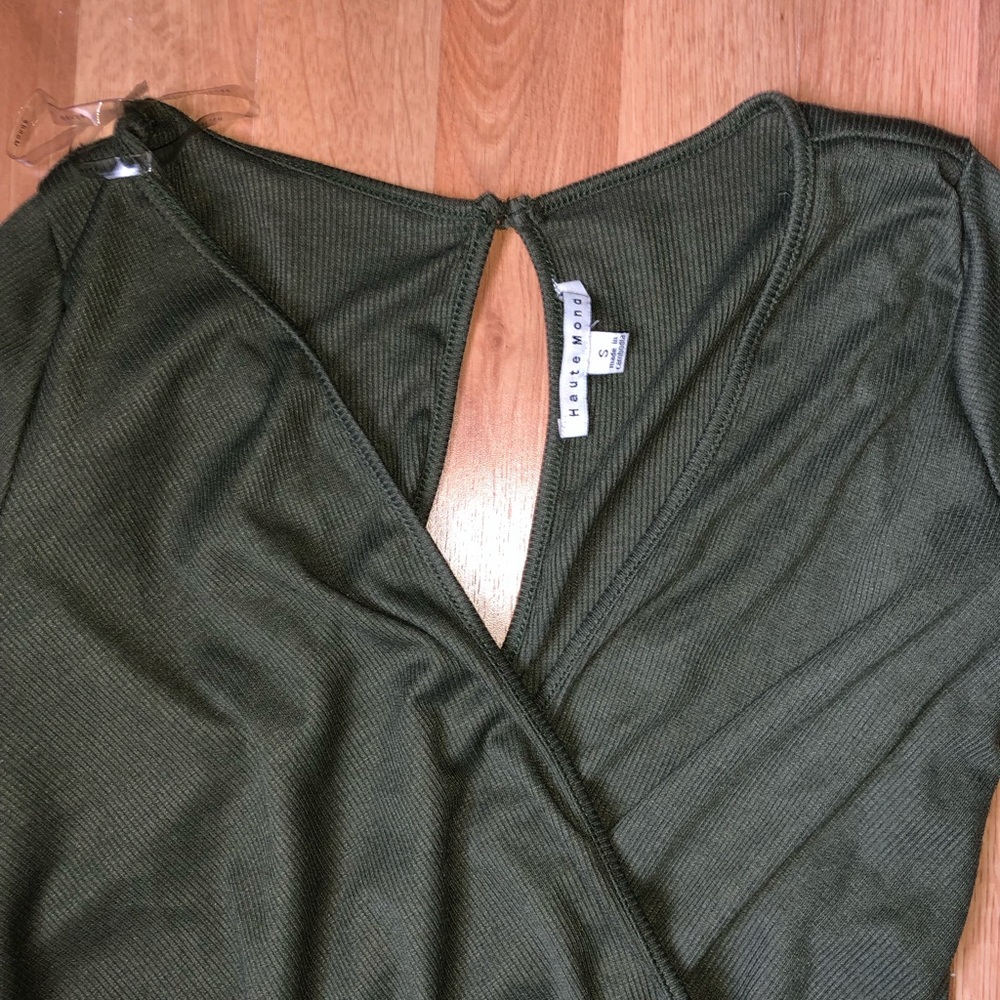 Romper - Picture 2 of 3